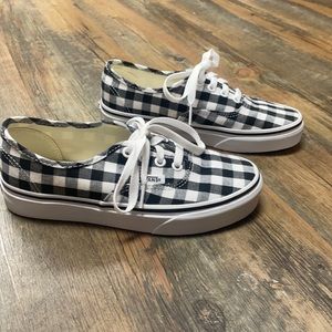 U.S Men’s size 4.0, U.S Women’s size 5.5